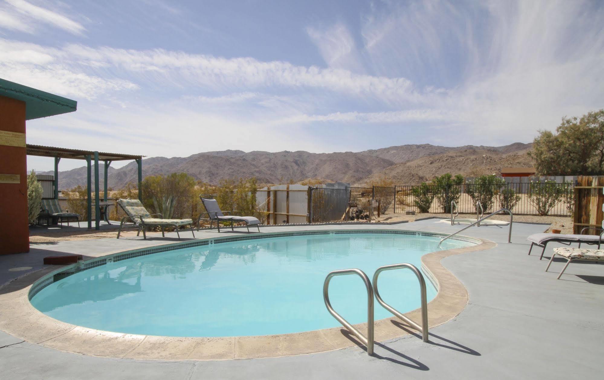 Harmony Motel Twentynine Palms Extérieur photo