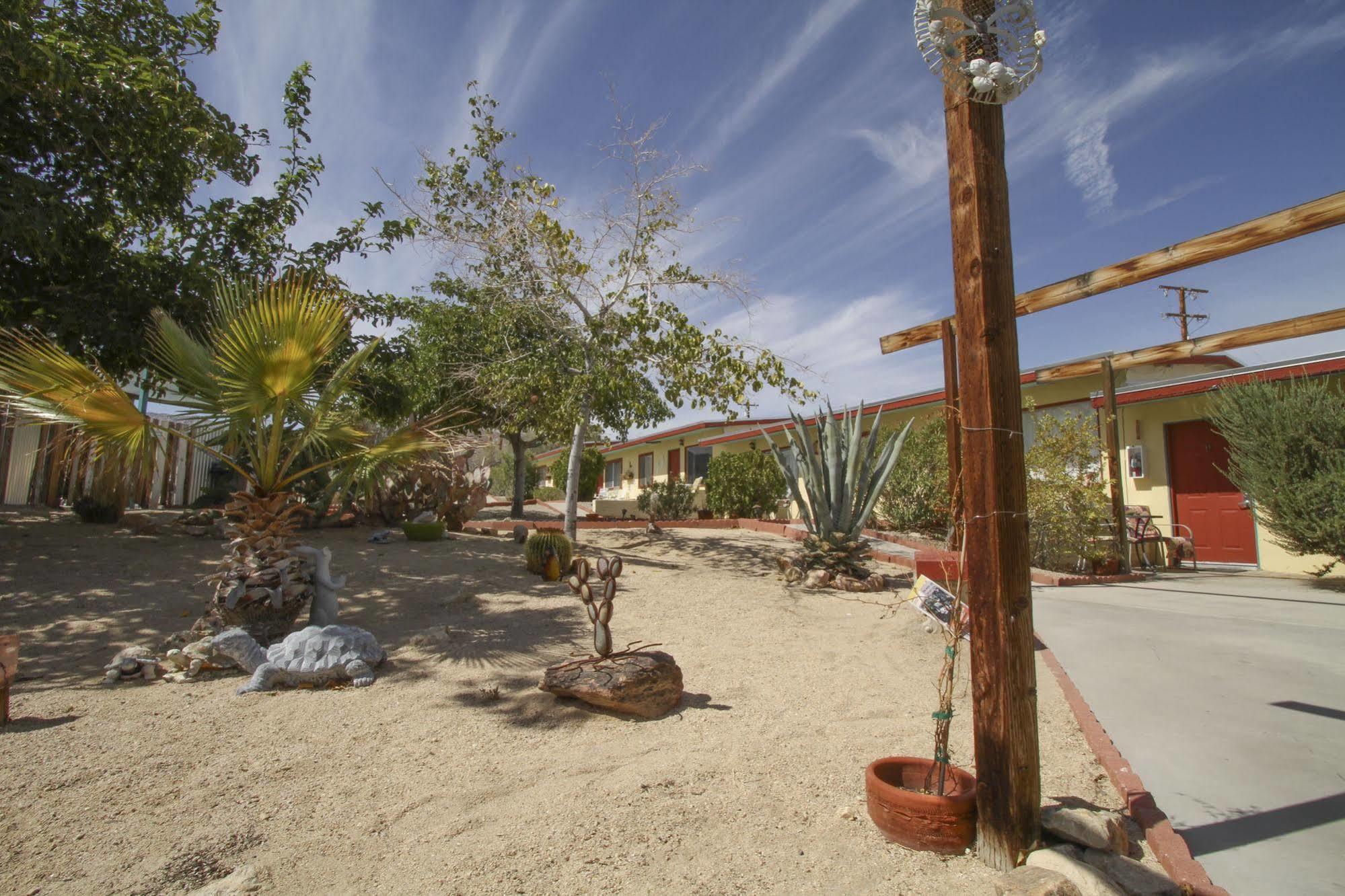 Harmony Motel Twentynine Palms Extérieur photo