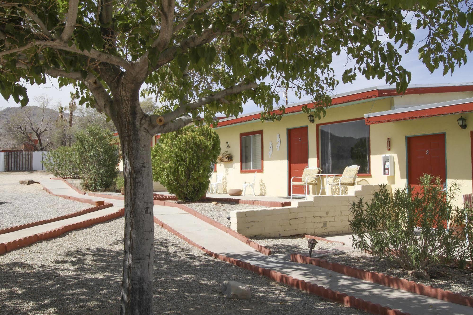 Harmony Motel Twentynine Palms Extérieur photo