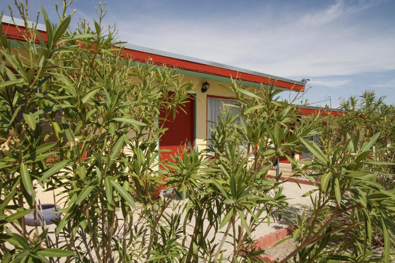 Harmony Motel Twentynine Palms Extérieur photo